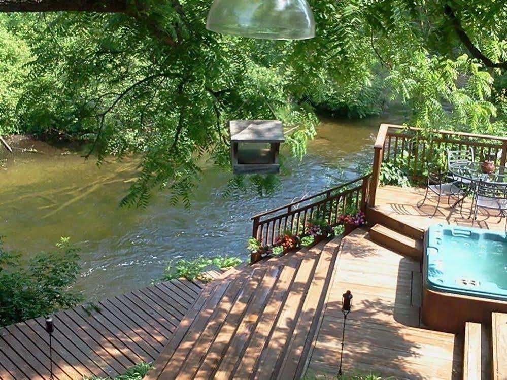 Stone Waters Inn Bellaire Zewnętrze zdjęcie